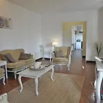 Quiet Villa Near The Beach At Fr Jus