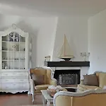 Quiet Villa Near The Beach At Fr Jus