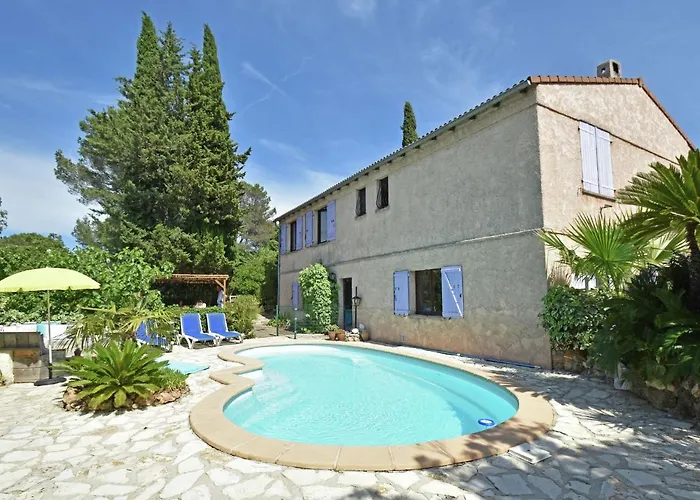 Quiet Villa Near The Beach At Fr Jus